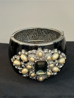 Ann Taylor Black Enamel Cuff Bracelet with Green Center Stone and Pearl Accents